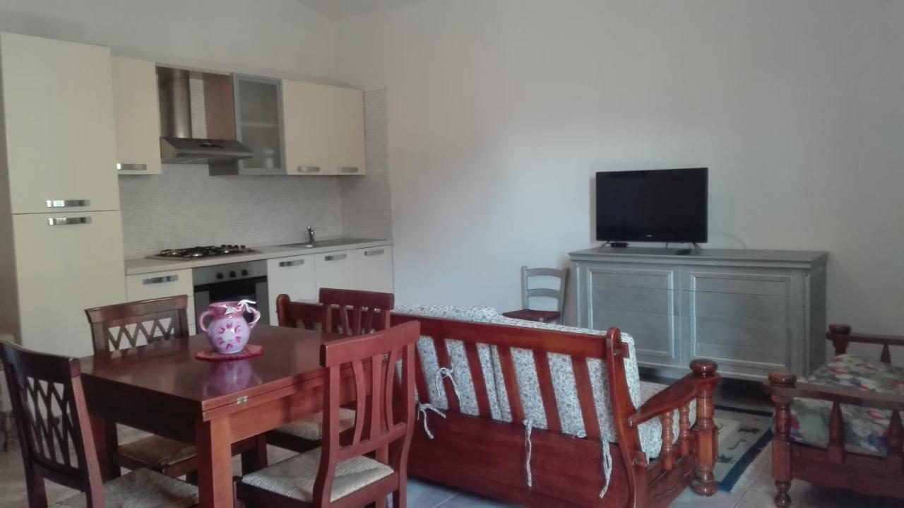 Sunflower House Apartment Siniscola Luaran gambar